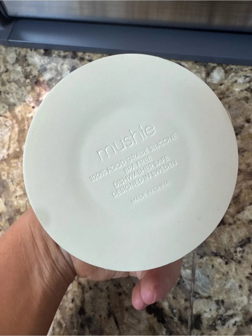 MUSHIE Silicone Suction Baby bowl / Like new!